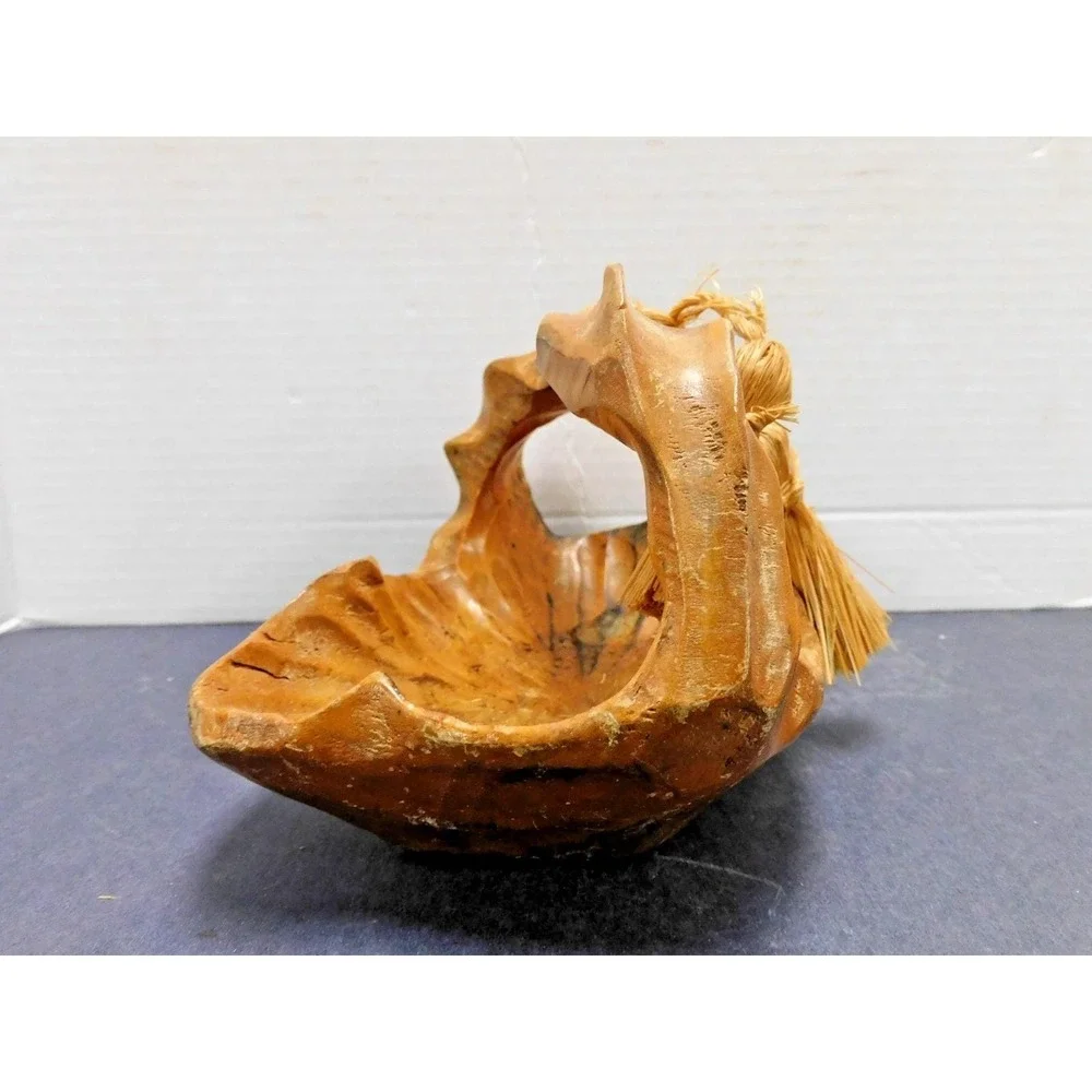 Burl Wood Hand Carved Bowl W/ Handle Vtg Brutialist MCM 8'x6'x5' DW29